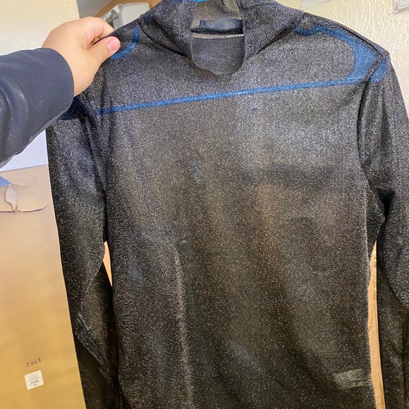 Clothe - Picture 3 of 4